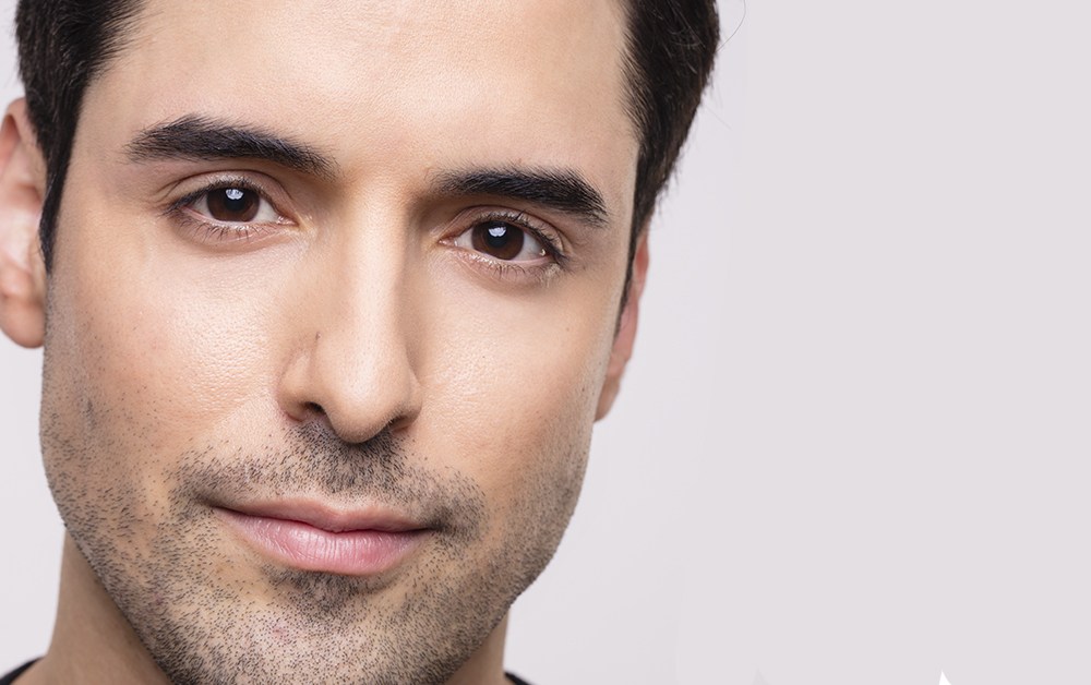 Model Thiago Lazzarato shares his experience with HD Brows